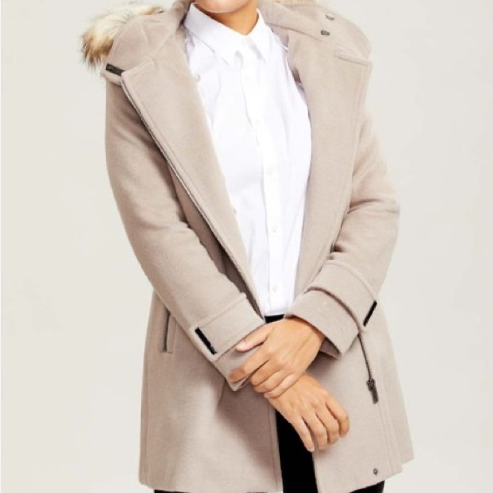 Calvin Klein Coat w/ faux fur collar hood